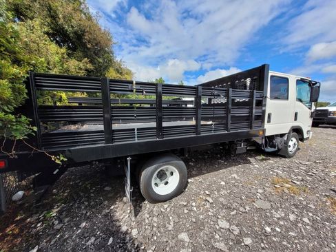 New 2024 Chevrolet Low Cab Forward RWD image 5