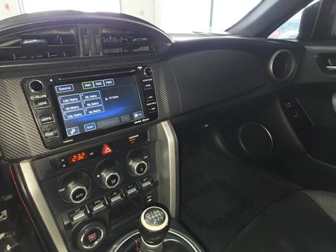 Used 2016 Subaru BRZ Limited RWD image 29