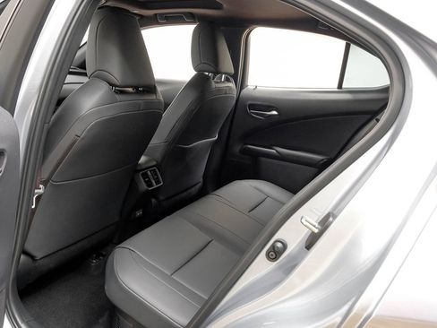 Used 2025 Lexus UX 300h FWD image 35