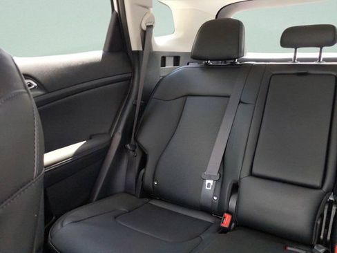 Used 2023 Kia Sportage EX FWD image 8