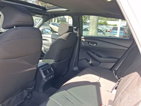 Used 2025 Honda Accord Sport image 7