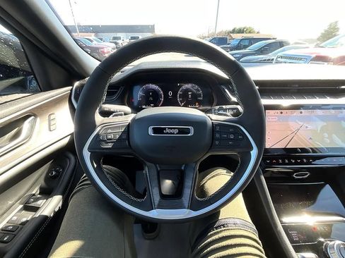 New 2026 Jeep Grand Cherokee Limited w/ Limited Altitude Package image 21