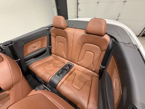 Used 2010 Audi A5 2.0T Premium image 26