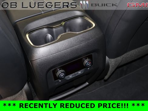 Certified 2024 Chevrolet Traverse RS image 12