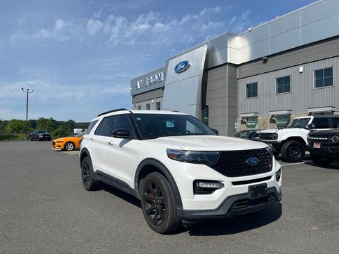 Certified 2021 Ford Explorer ST w/ Equipment Group 401A AWD/4WD image 4
