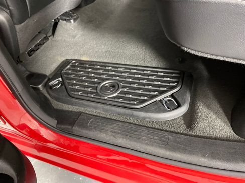 Used 2024 RAM 1500 Laramie image 27