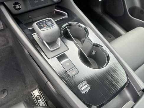 New 2025 Nissan Rogue SL w/ SL Premium Package image 32