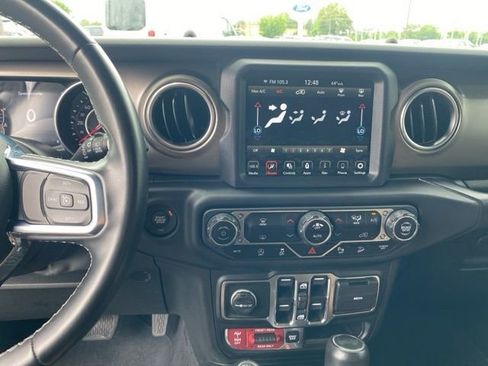 Used 2020 Jeep Wrangler Unlimited Rubicon AWD/4WD image 12