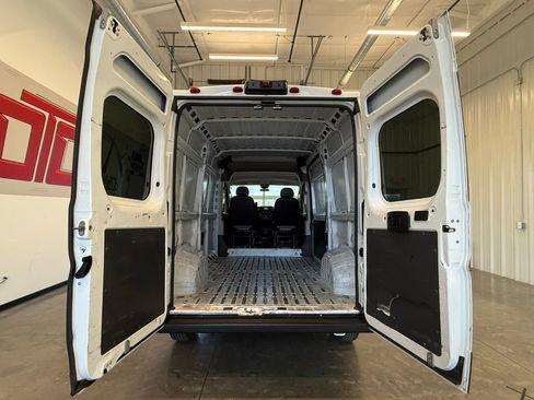 Used 2021 RAM ProMaster 2500 image 17