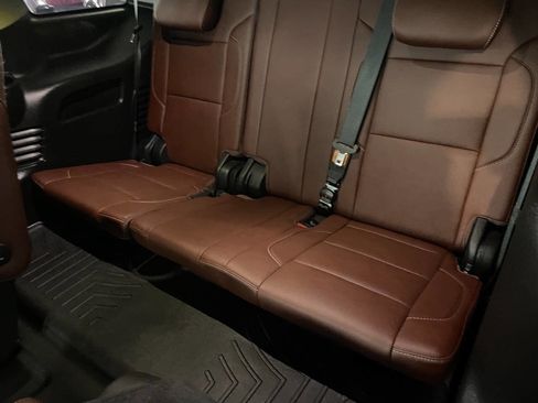 Used 2019 Chevrolet Tahoe Premier w/ Premier Plus Edition image 23