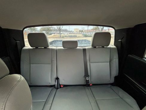 Used 2018 Toyota Tundra SR RWD image 30