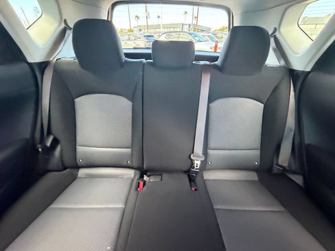 Used 2025 Kia Soul LX w/ LX Technology Package FWD image 36