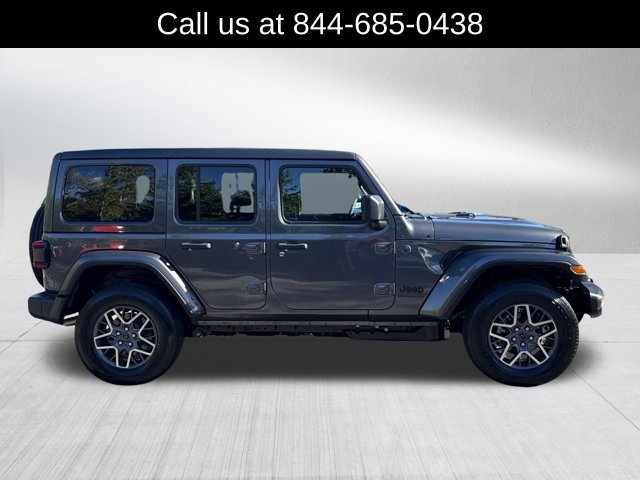 Certified 2026 Jeep Wrangler Unlimited Sahara AWD/4WD image 4
