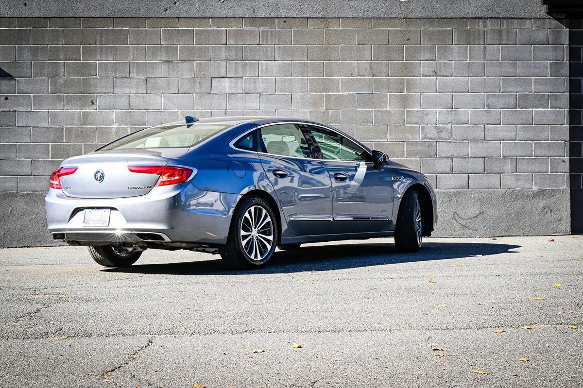 Used 2018 Buick LaCrosse Preferred FWD image 3