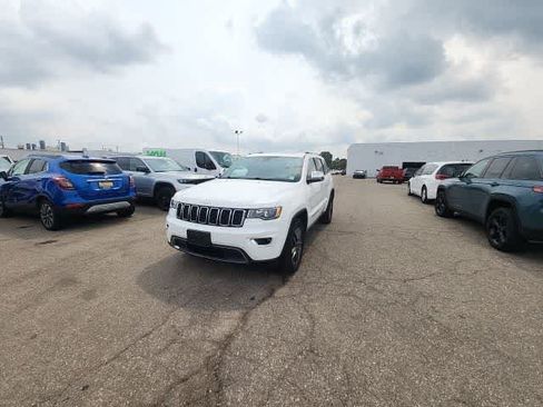 Certified 2020 Jeep Grand Cherokee Limited AWD/4WD image 2