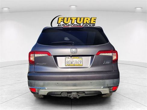 Used 2019 Honda Pilot Touring image 4