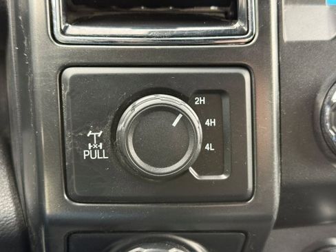 Used 2019 Ford F150 XLT w/ Equipment Group 302A Luxury image 33