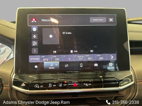 Used 2024 Jeep Compass Trailhawk AWD/4WD image 16