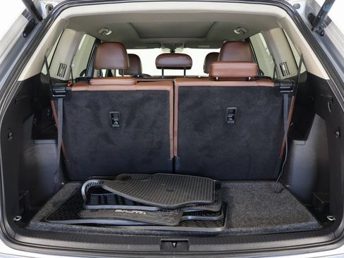 Used 2022 Volkswagen Atlas SE w/ Panoramic Sunroof Package FWD image 15
