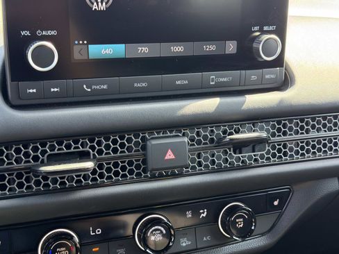 Used 2025 Honda HR-V Sport image 22
