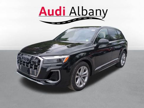 Certified 2026 Audi Q7 3.0T Premium Plus AWD/4WD image 8