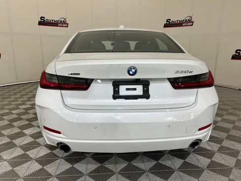 Used 2024 BMW 330e xDrive image 26