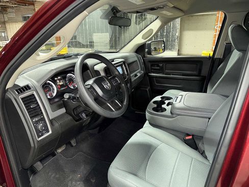 Used 2019 RAM 1500 Tradesman w/ Tradesman SXT Package image 26