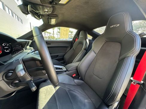Used 2024 Porsche 911 GT3 image 5
