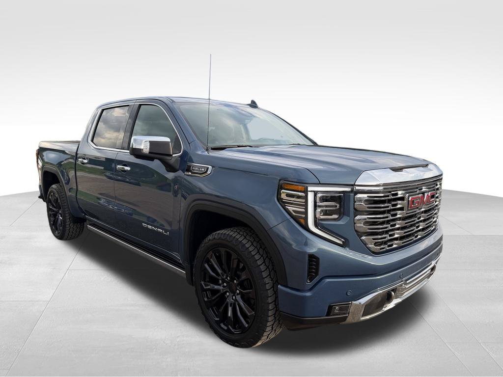 Used 2025 GMC Sierra 1500 Denali w/ Denali Reserve Package AWD/4WD image 27