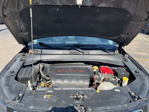 Used 2019 Jeep Compass Limited image 26