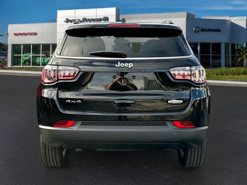 New 2026 Jeep Compass Latitude image 6