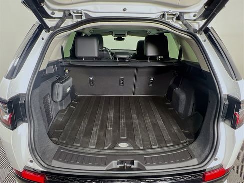 Used 2024 Land Rover Discovery Sport S image 27