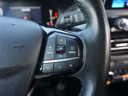 Used 2023 Ford Escape Active w/ Cold Weather Package FWD image 9