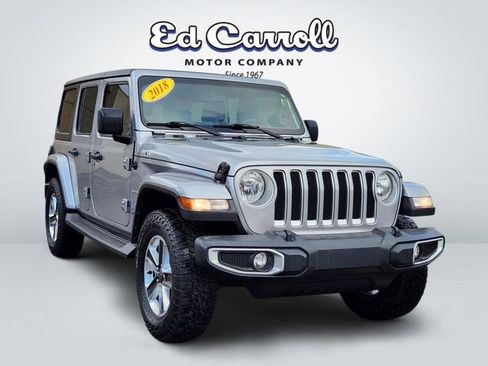 Used 2018 Jeep Wrangler Unlimited Sahara w/ Safety Group image 3