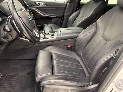 Used 2019 BMW X5 xDrive40i w/ Premium Package 2 AWD/4WD image 5