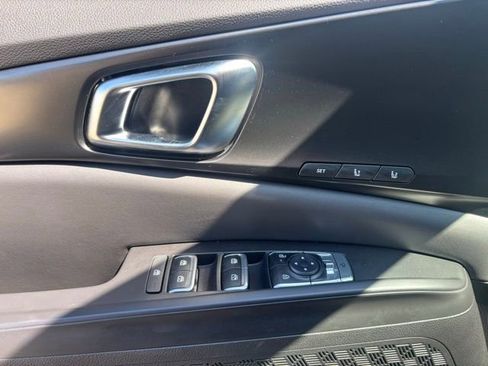 Used 2026 Kia Carnival SX w/ SX Dark Edition Package image 26