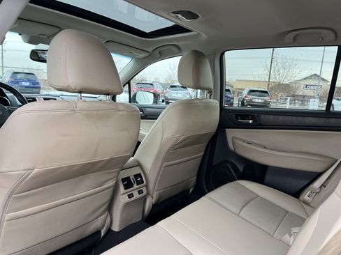 Used 2016 Subaru Outback 3.6R Limited image 23