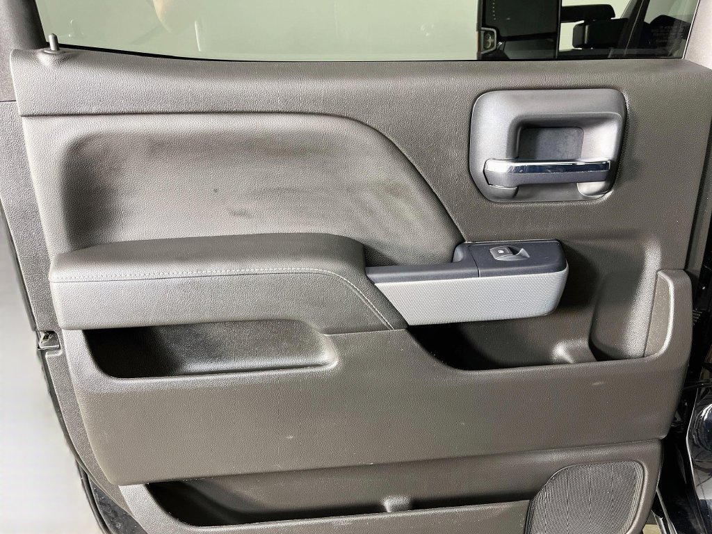 Used 2019 Chevrolet Silverado 2500 LTZ w/ Duramax Plus Package AWD/4WD image 30