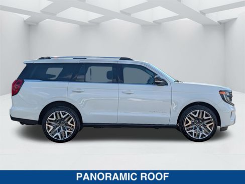 New 2026 Ford Expedition Platinum w/ Platinum Ultimate Package AWD/4WD image 5
