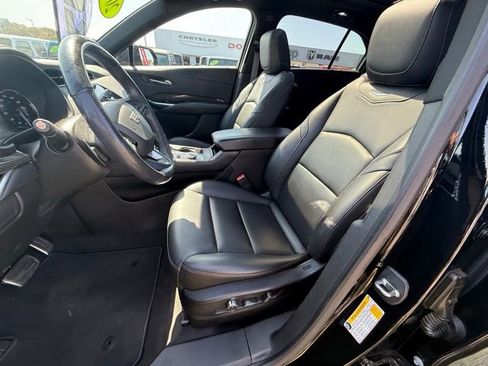 Used 2019 Cadillac XT4 Sport FWD image 9