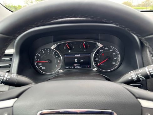 Used 2023 GMC Acadia SLT w/ Preferred Package FWD image 40