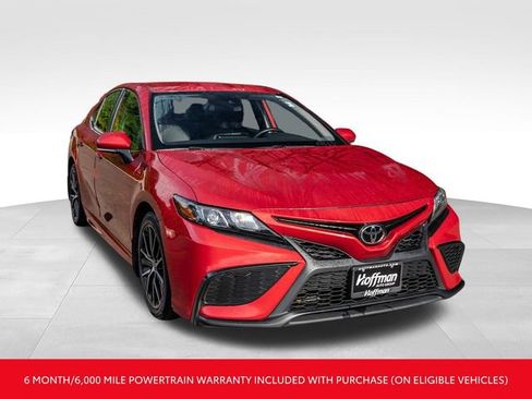 Used 2024 Toyota Camry SE AWD/4WD image 2