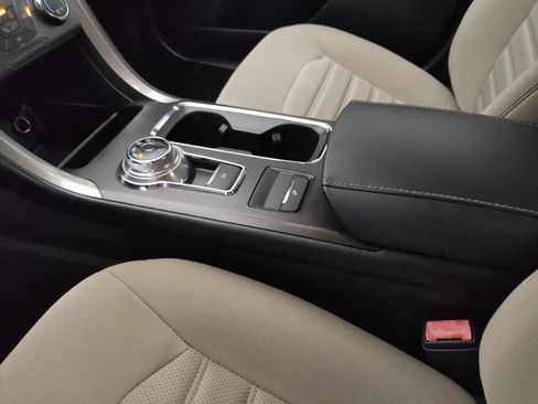 Used 2018 Ford Fusion S FWD image 26