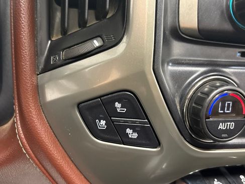 Used 2016 Chevrolet Silverado 2500 High Country w/ Duramax Plus Package AWD/4WD image 25