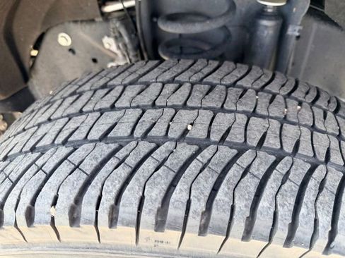 Used 2021 Ford F250 Lariat w/ Lariat Value Package AWD/4WD image 12