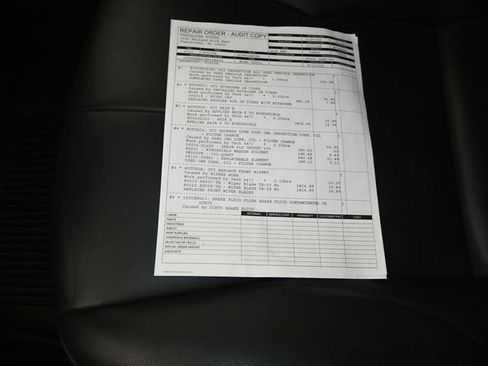 Used 2022 Toyota Highlander XLE image 17