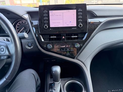 Used 2023 Toyota Camry SE w/ Convenience Package FWD image 18