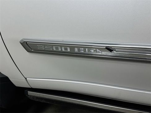 Used 2025 Chevrolet Silverado 3500 High Country w/ High Country Premium Package image 36