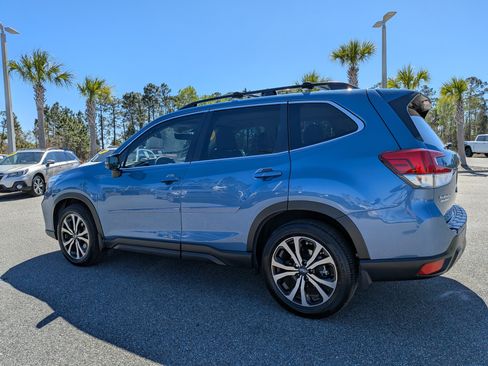 Used 2020 Subaru Forester Limited image 6