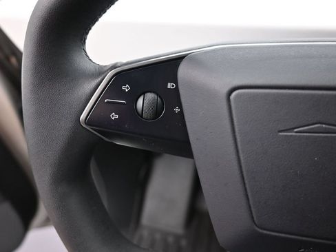 Used 2024 Tesla Cybertruck AWD Crew Cab image 27